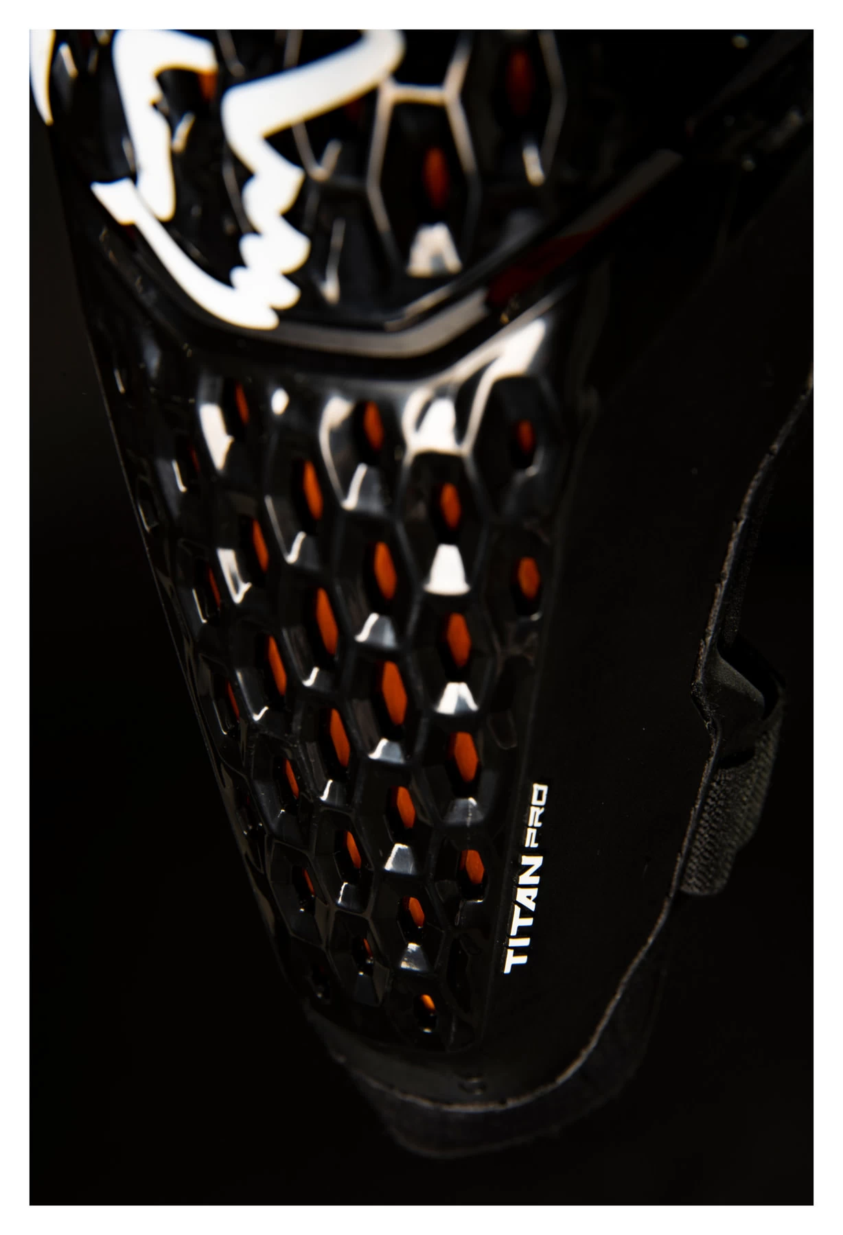 FOX Titan Pro D3O Coudière, Paire – Image 4